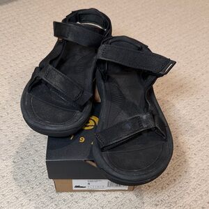 Teva Women’s Hurricane XLT2 Sandals